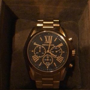 Men’s Michael Kors gold watch-worn once